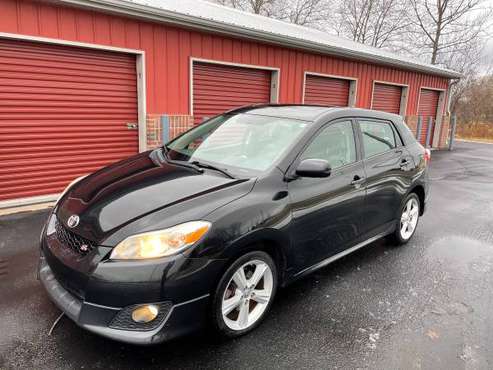 2009 Toyota Matrix AWD. 72000 miles - cars & trucks - by owner -... for sale in Marquette, MI