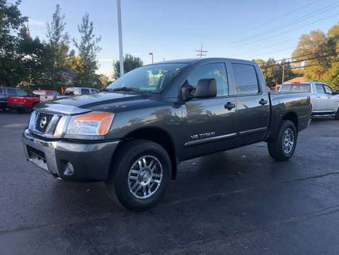 Well-Kept! 2010 Nissan Titan! 4x4! Crew Cab! Nice! for sale in Ortonville, OH