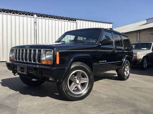 2001 JEEP CHEROKEE LIMITED XJ 4x4 LOW MILES - cars & for sale in Los Angeles, CA
