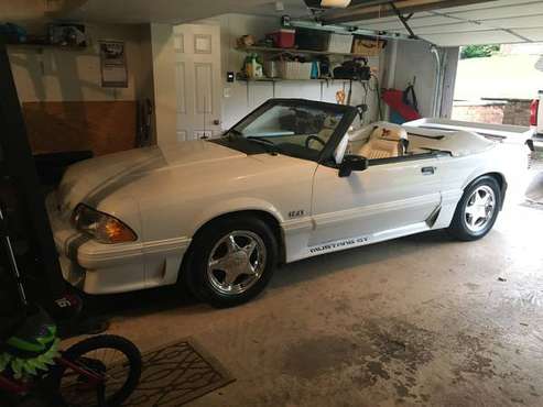 Clean 91 Mustang GT - cars & trucks - by owner - vehicle automotive... for sale in Parkersburg , WV