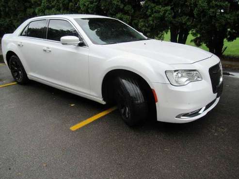 2015 Chrysler 300 Limited 4dr Sedan for sale in Bloomington, IL
