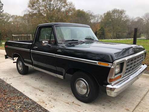 1978 Ford F100 Short Bed 4x2 - cars & trucks - by owner - vehicle... for sale in Hoschton, GA