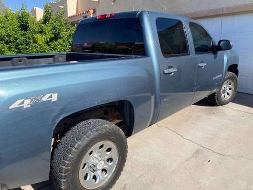 2008 Chevy 1500 v8 4x4 Crew cab for sale in Las Cruces, NM