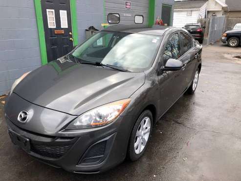 !Manual TRANSMISSION!! 2011 Mazda 3 (GOOD Condition - cars & trucks... for sale in Rochester , NY