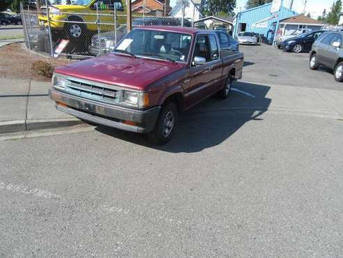 1993 *Mazda* *B2200/B2600i Pickup 2WD* *Cab Plus 2.6L for sale in Marysville, WA