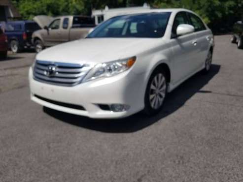 2011 Toyota Avalon - Honorable Dealership 3 Locations 100+ Cars-... for sale in Lyons, NY