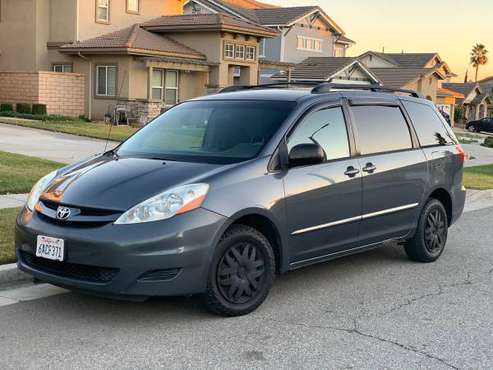 Toyota Sienna CE **EXCELLENT CONDITION ** - cars & trucks - by owner... for sale in Ontario, CA