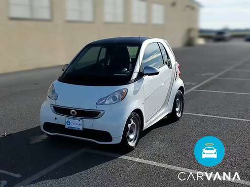 2015 smart fortwo Pure Hatchback Coupe 2D coupe White - FINANCE... for sale in San Diego, CA