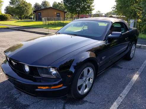 2006 Ford Mustang GT convertible - cars & trucks - by owner -... for sale in Newark, DE
