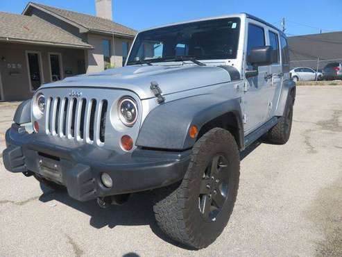 2012 JEEP WRANGLER UNLIMI RUBICON -EASY FINANCING AVAILABLE for sale in Richardson, TX