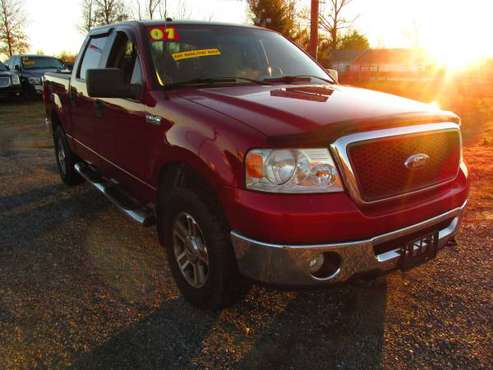 2007 Ford F150 XLT 4dr Super Crew 4WD V8 Auto*autoworldil.com*MUST... for sale in Carbondale, IL