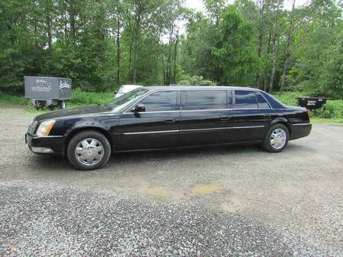 2010 cadillac dts limo - cars & trucks - by dealer - vehicle... for sale in Nicholson, PA