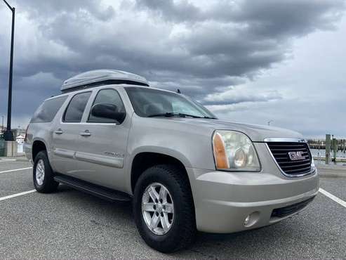 2007 GMC YUKON XL ALL OPTIONS GREAT SHAPE! RUNS EXCEL! - cars & for sale in Copiague, NY