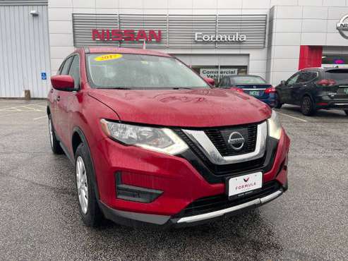 ~~~~~~~ 2017 Nissan Rogue S AWD ~~~~~~~ - cars & trucks - by dealer... for sale in BERLIN, VT