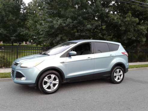 2013 FORD ESCAPE 1 OWNER NO CAR ACCIDENTS PHONE - cars & trucks - by... for sale in Wayne, NJ