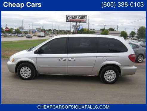 2005 CHRYSLER TOWN & COUNTRY LX for sale in Sioux Falls, SD