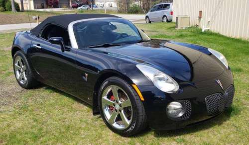 2008 PONTIAC SOLSTICE GXP CONVERTIBLE for sale in Milford, MA
