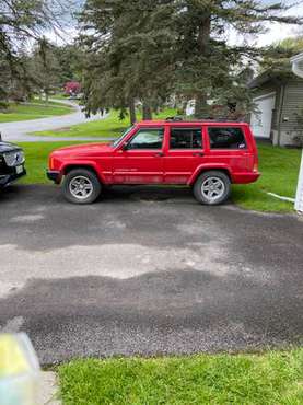 2001 Jeep Cherokee Classic 4WD for sale in utica, NY