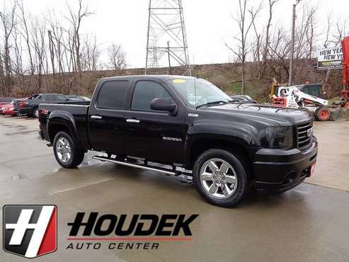 2013 GMC Sierra 1500 4WD Crew Cab SLE - - by dealer for sale in Marion, IA
