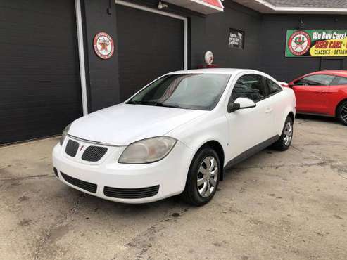 2007 PONTIAC G5 **MUST SEE** WOW! - cars & trucks - by dealer -... for sale in Holly, MI