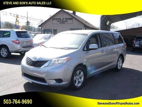 2012 Toyota Sienna LE 8 Passenger 4dr Mini Van l4 for sale in Happy valley, OR