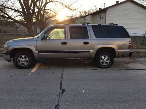 2001 Chevy Suburban 1500 4WD - cars & trucks - by owner - vehicle... for sale in Bellevue, NE