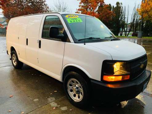 2011 CHEVROLET EXPRESS G1500 LOW MILES CARGO VAN***SALE*** - cars &... for sale in Portland, WA