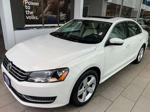 2013 VW PASSAT TDI SE POWER SUNROOF/HEATED LEATHER/2 YR VW WARRANTY for sale in Eau Claire, WI