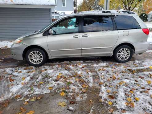 2007 Toyota Sienna AWD - cars & trucks - by owner - vehicle... for sale in Savage, MN
