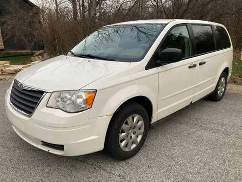 2008 Chrysler Town and Country Van Touring - cars & trucks - by... for sale in Indianapolis, IN