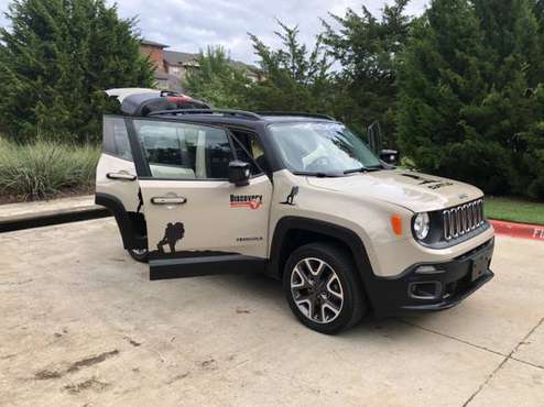 💢 2016 Jeep Renegade Latitude AWD 4X4 - cars & trucks - by owner -... for sale in Arlington, TX