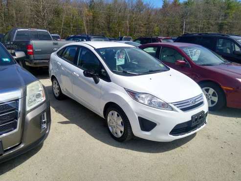 2013 Ford Fiesta SE - - by dealer - vehicle automotive for sale in Exeter, NH