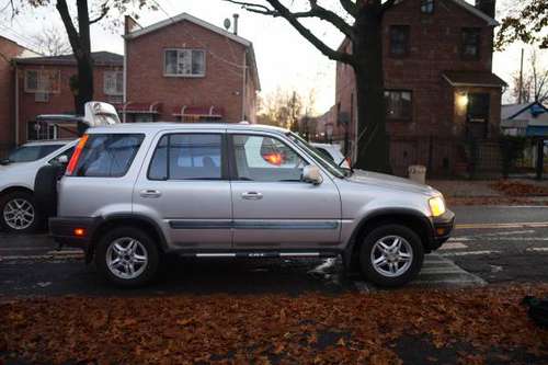 2001 HONDA CR-V - cars & trucks - by owner - vehicle automotive sale for sale in Bronx, NY