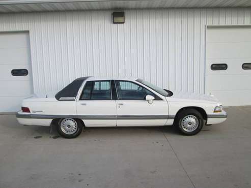 1993 BUICK ROADMASTER LTD - - by dealer - vehicle for sale in Le Mars, IA