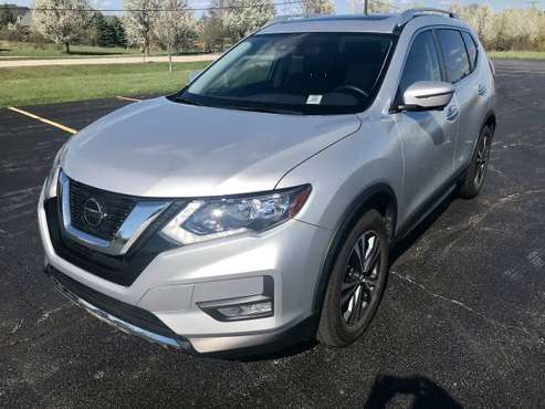 2020 Nissan Rogue SV - - by dealer - vehicle for sale in Lockport, IL