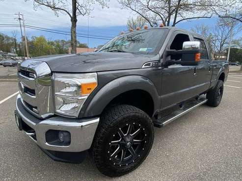 2016 Ford F250 Super Duty Crew Cab Like New Drive Today - cars & for sale in CT