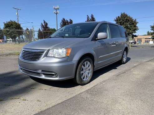 2015 Chrysler Town & Country FWD Minivan for sale in Vancouver, WA