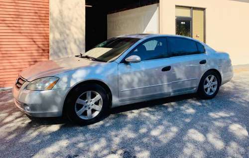 Nissan Altima 2002 - cars & trucks - by owner - vehicle automotive... for sale in Ocala, FL