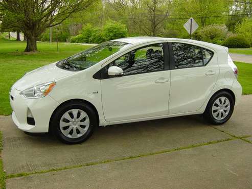 2013 TOYOTA PRIUS C HYBRID - - by dealer - vehicle for sale in Middletown, OH