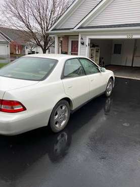 2001 Lexus es 300 - cars & trucks - by owner - vehicle automotive sale for sale in Rochester , NY