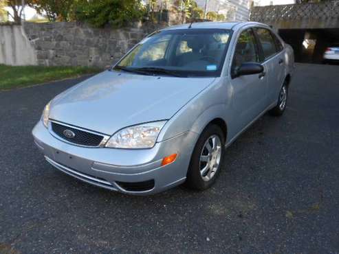 2005 Ford Focus SE ZX4 Low Miles Automatic 2 TO CHOOSE FROM! - cars... for sale in Seymour, CT