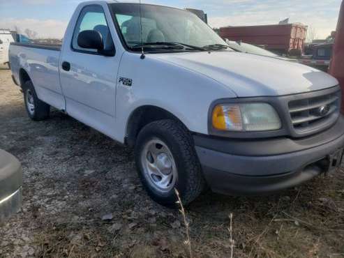2002 ford f150 4x2 4.2 5 speed - cars & trucks - by owner - vehicle... for sale in Fond Du Lac, WI