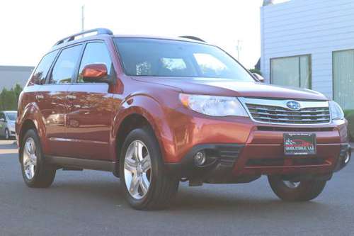 2010 Subaru Forester Limited - LEATHER / MOONROOF / SUPER LOW MILES!... for sale in Beaverton, WA