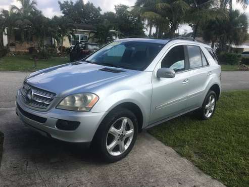 2008 MERCEDES ML350 - cars & trucks - by dealer - vehicle automotive... for sale in Lake Worth, FL
