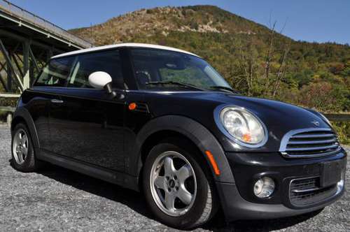 2011 MINI COOPER for sale in Laurys Station, PA
