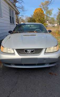 2001 Ford Mustang - cars & trucks - by owner - vehicle automotive sale for sale in Muskegon, MI