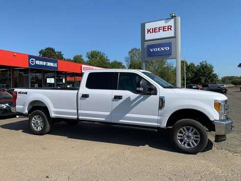 2017 Ford Super Duty F-250 SRW 4x4 4WD F250 Truck XLT Crew Cab for sale in Corvallis, OR