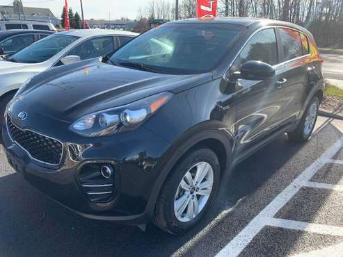 2019 Kia Sportage LX! LOW MILEAGE! RUNS AND DRIVES GREAT! Must See!... for sale in Schenectady, NY