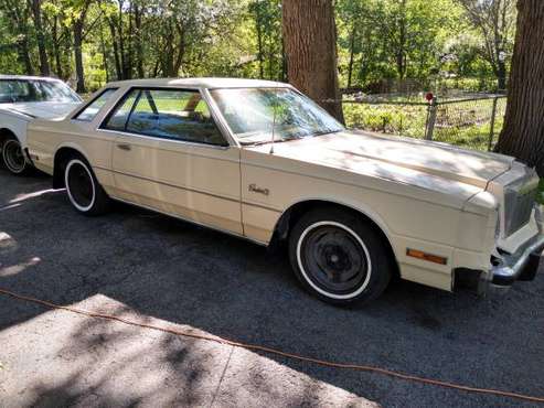 Barn Find 1980 Chrysler Cordoba - cars & trucks - by owner - vehicle... for sale in Crete, IL