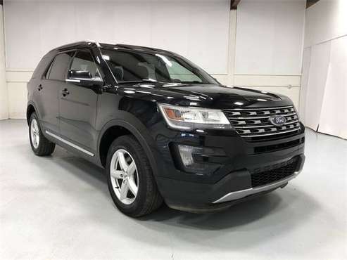 2016 FORD EXPLORER XLT with - - by dealer - vehicle for sale in Wapakoneta, OH